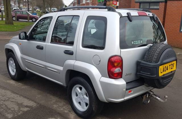 2004 Jeep Cherokee 2.8 CHEROKEE LIMITED CRD A