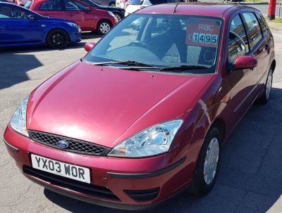 Ford Focus 1.4 FOCUS CL Hatchback Petrol Red at All Right Autos Hull